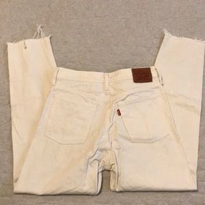 Raw Edge White Levi’s